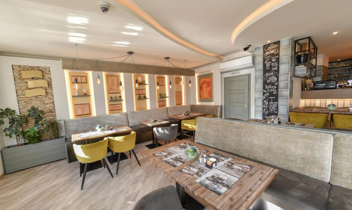 Portre Panzio Hotel Kőszeg Екстериор снимка