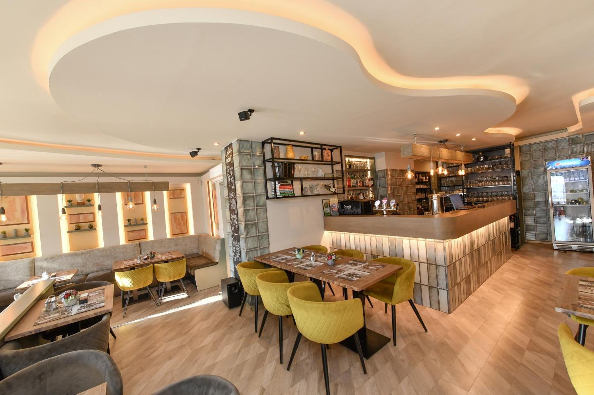 Portre Panzio Hotel Kőszeg Екстериор снимка