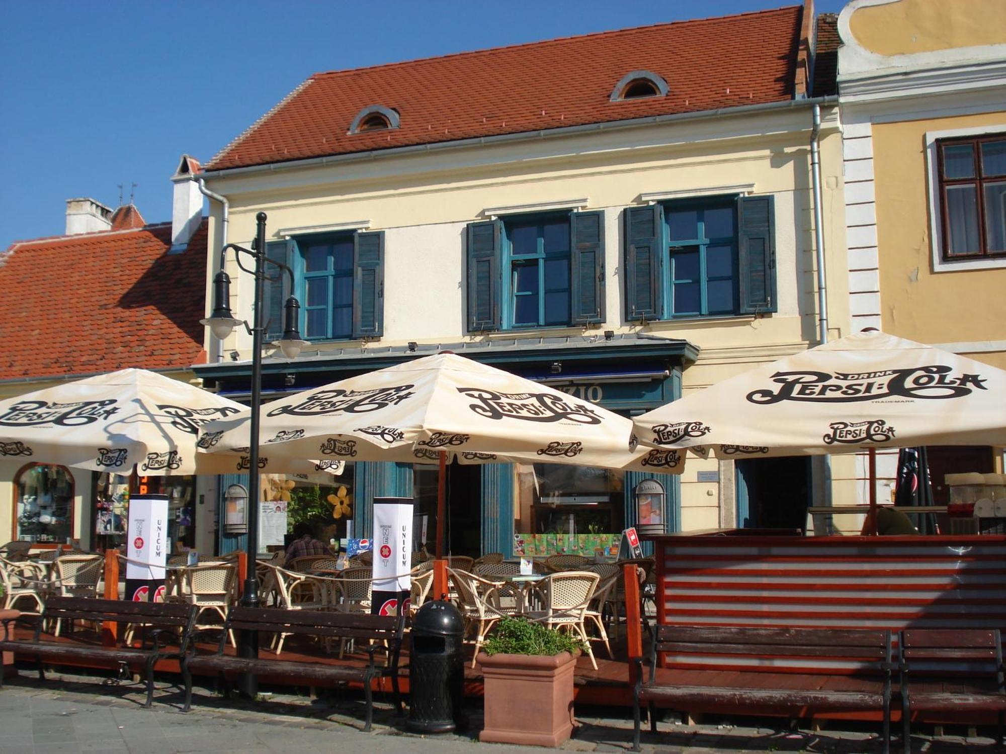 Portre Panzio Hotel Kőszeg Екстериор снимка