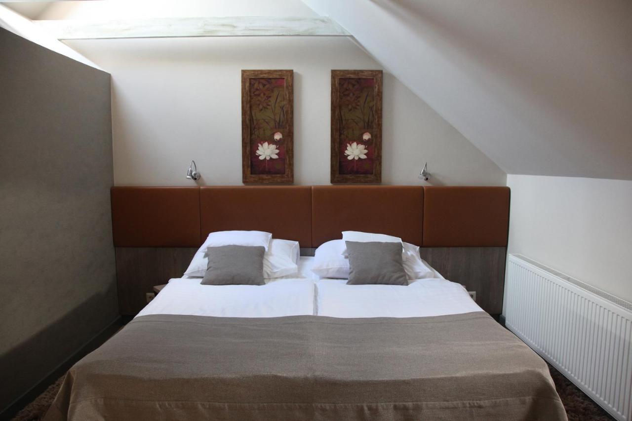 Portre Panzio Hotel Kőszeg Екстериор снимка
